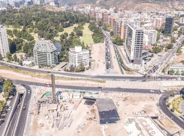 Image of the northern section of the Vespucio Oriente urban motorway in Santiago de Chile