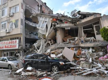 Imagen del terremoto en Turquía. Foto de Caglar Oskay, Unsplash   