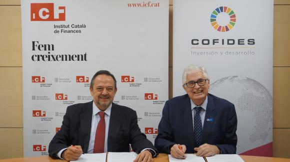 Image of the signing of the agreement between COFIDES and the Institut Català de Finances (ICF)