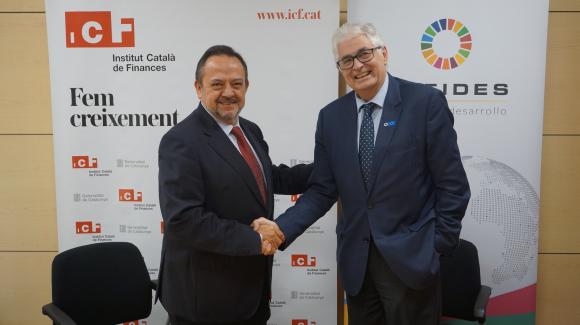 Image of the signing of the agreement between COFIDES and the Institut Català de Finances (ICF) 