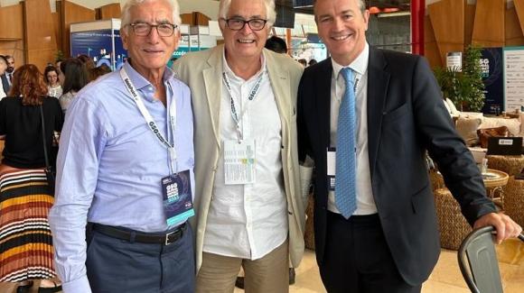 Sir Ronald Cohen, president of the Global Steering Group for Impact Investment; José Luis Curbelo, chairman and CEO of COFIDES; and Nick Hurd, former UK Minister and Chairman of the Impact Task Force (ITF).