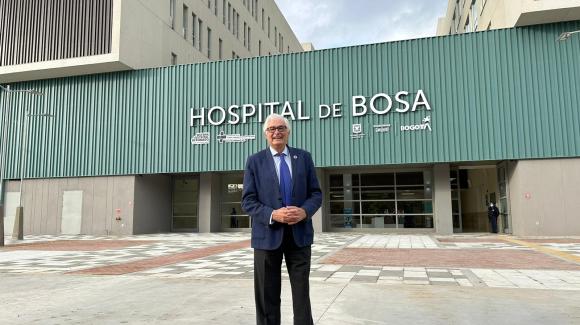 COFIDES chairman, José Luis Curbelo, at the Bosa Hospital